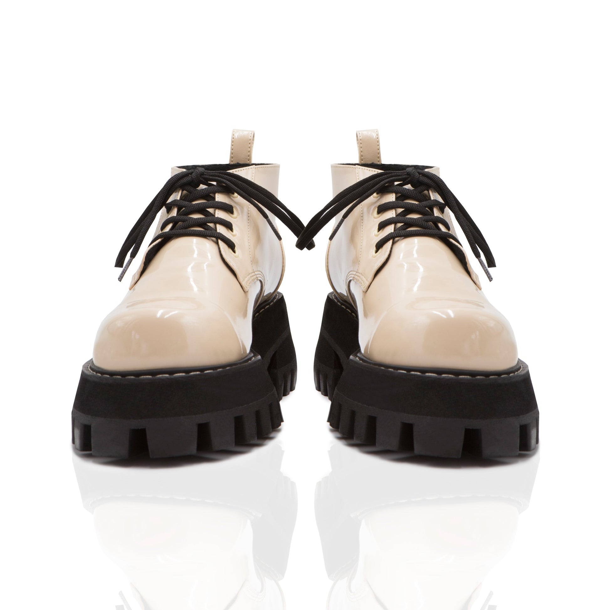 DRIPPY CREAM BOOTS (6960072229031)