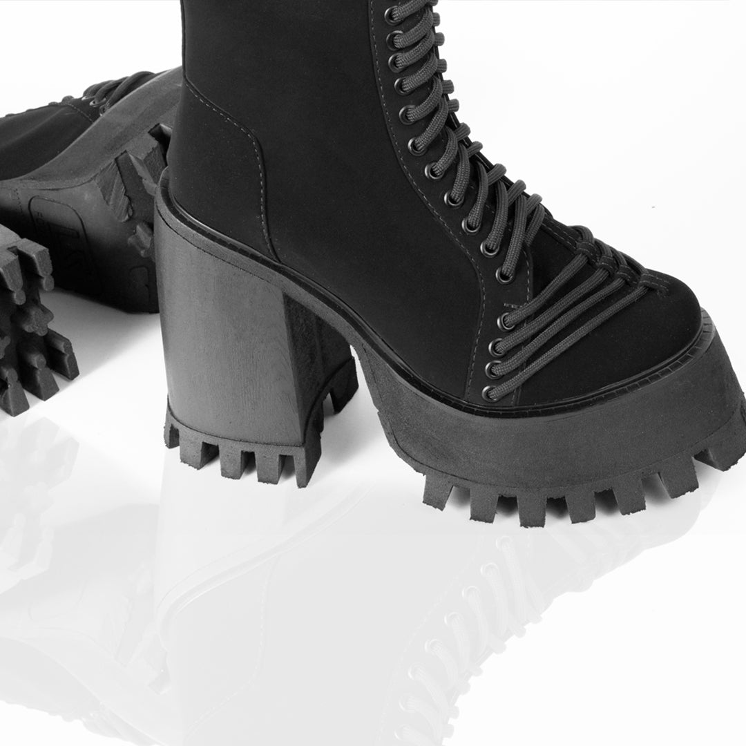 RIOT  BOOTS (6732786761895)